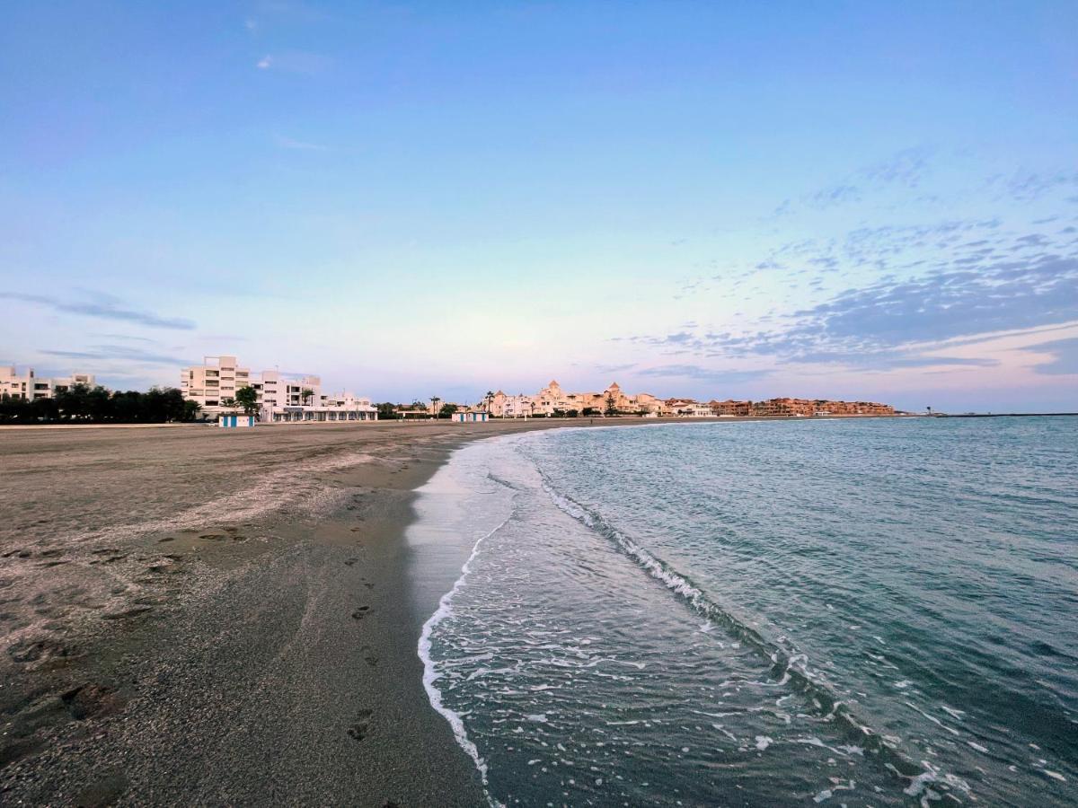 Primera Linea De Playa De Martina Альмерімар Екстер'єр фото
